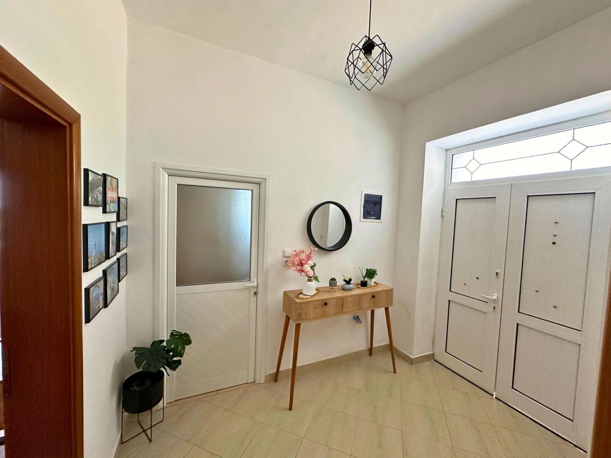 Viewtopia House Dhermi Bagian luar foto