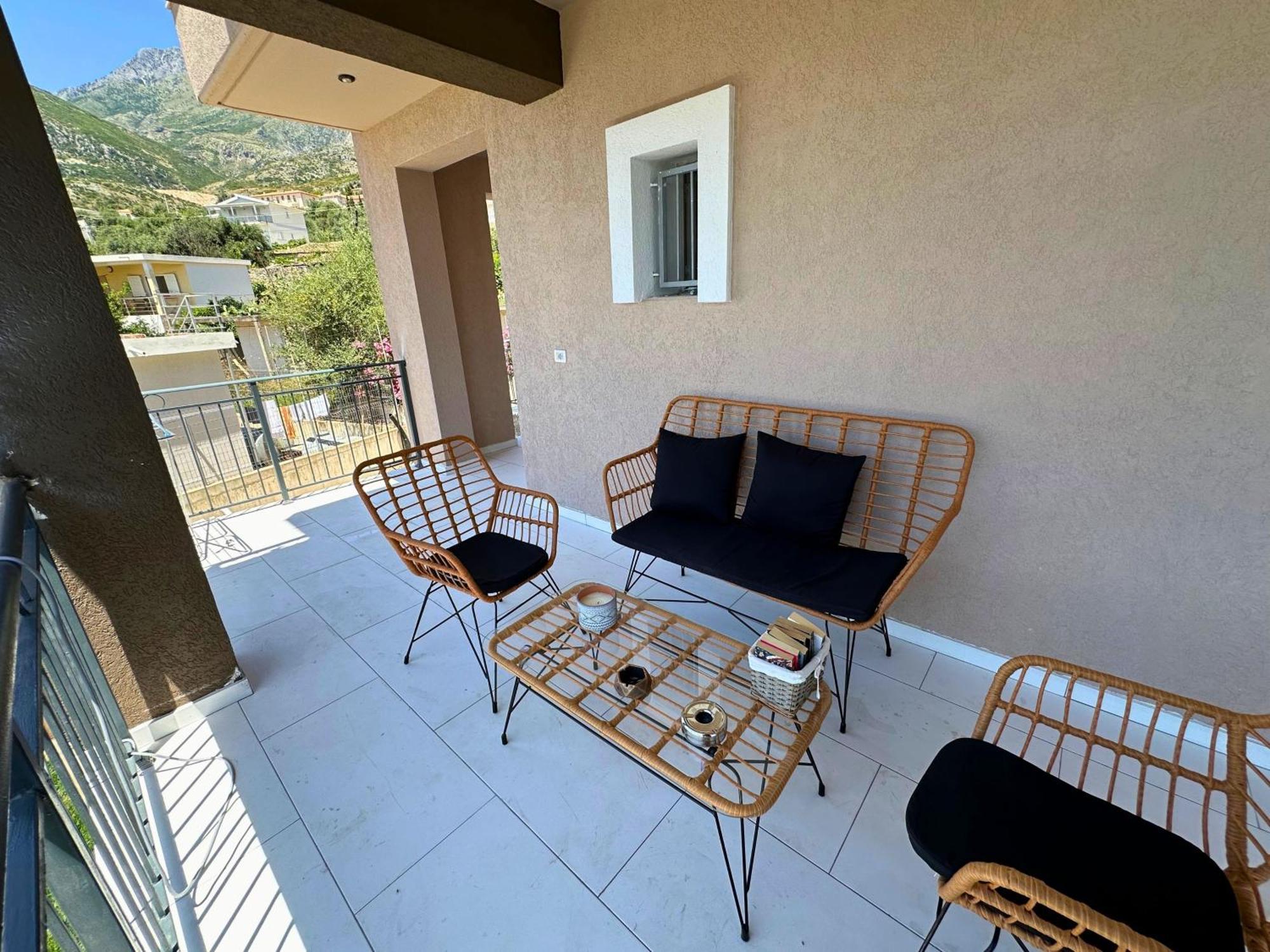 Viewtopia House Dhermi Bagian luar foto